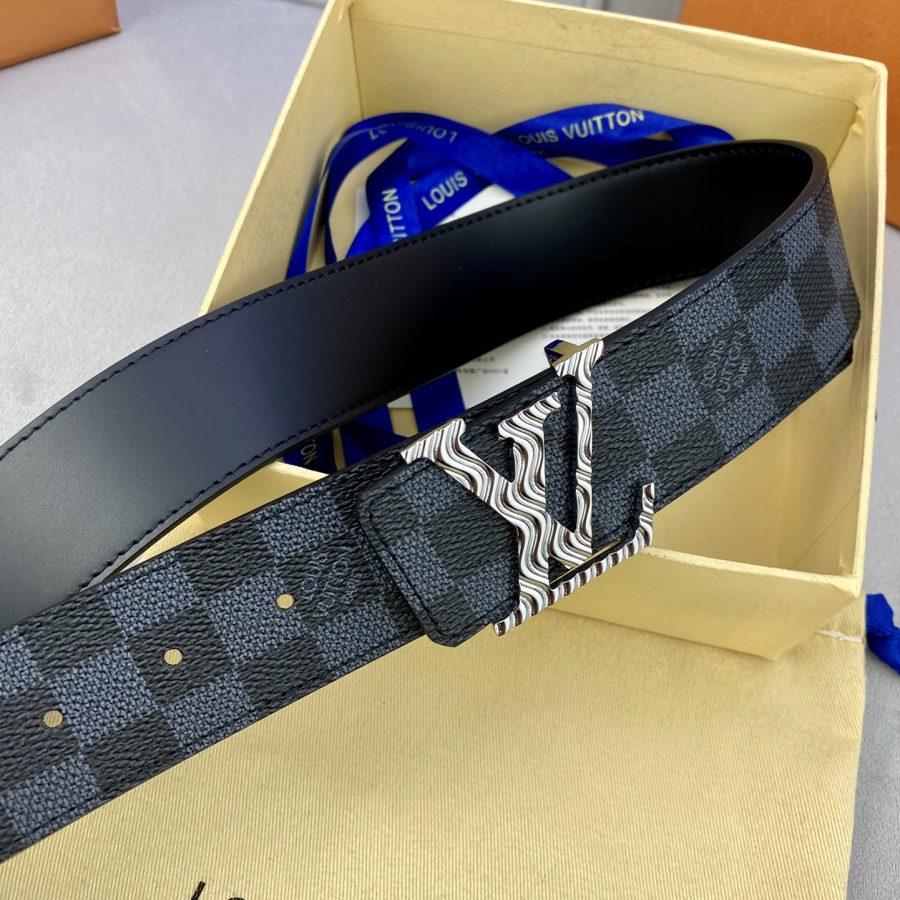 Louis Vuitton Iconic Reversible LV Belt Black LV Women Belt - Crozus