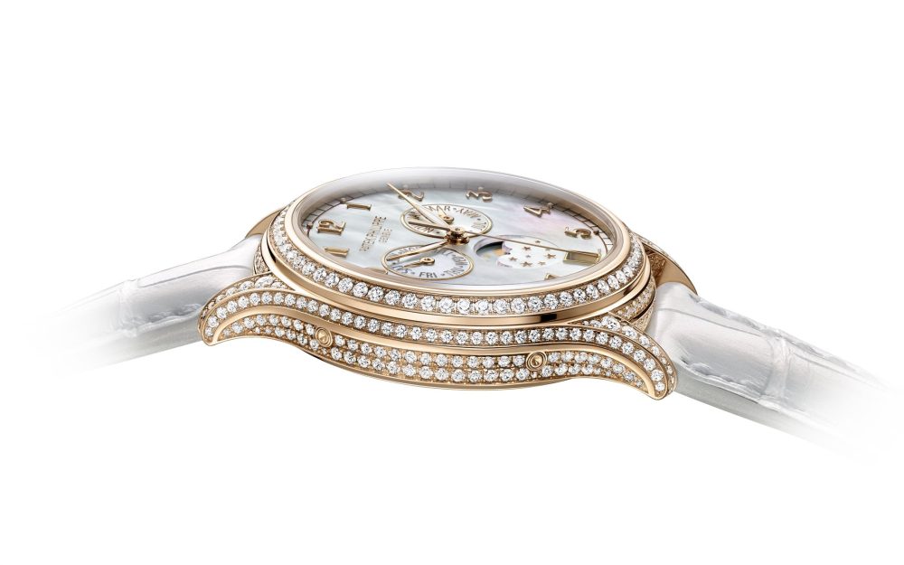 Patek Philippe Complication, 18k Rose Gold set with 388 diamonds (~2,92 ct), 38mm, Annual Calendar Ref# 4948R-001