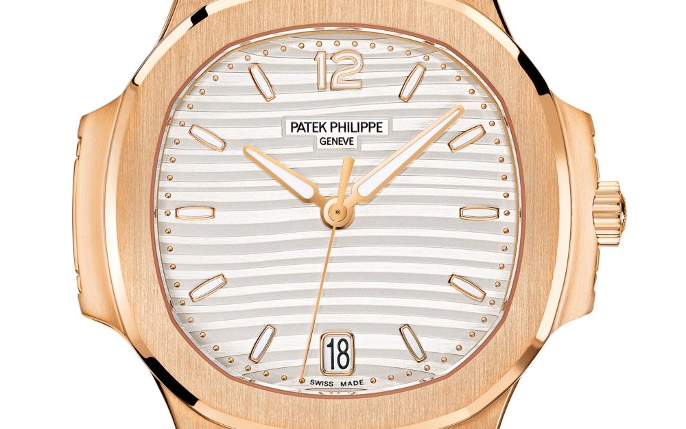 Patek Philippe Nautilus Ladies Automatic Watch, 18k Rose Gold, 35,2mm, Ref# 7118/1R-001