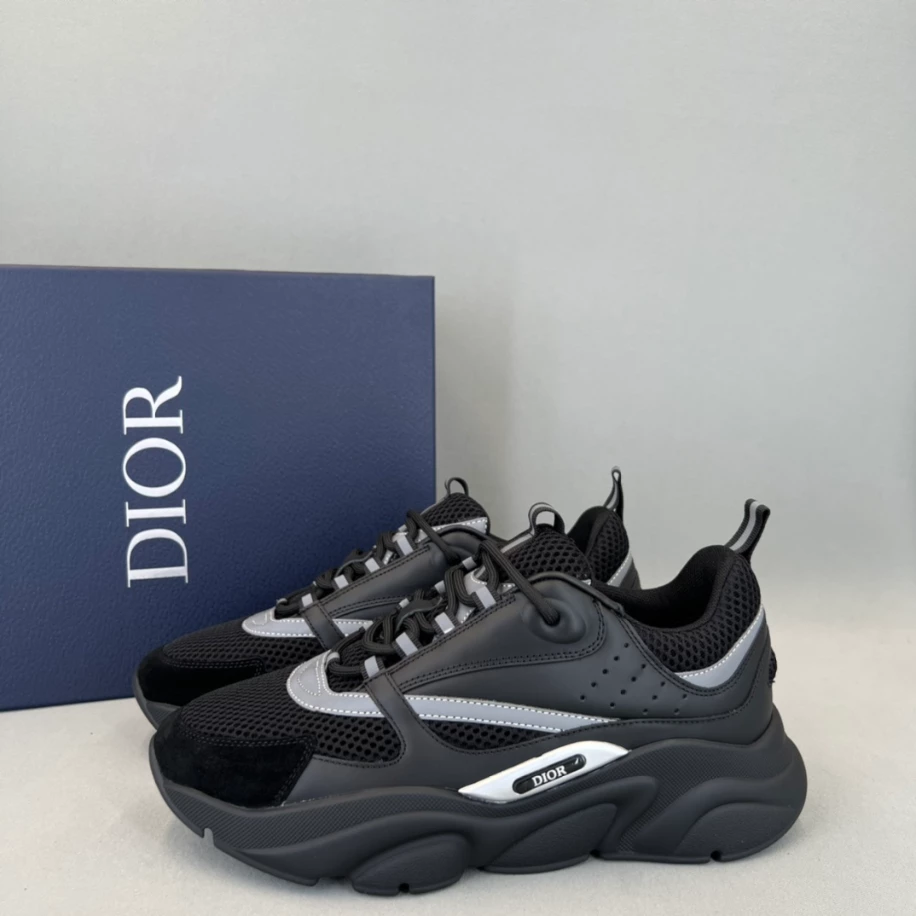 Dior B22 Sneaker In Black - DS22