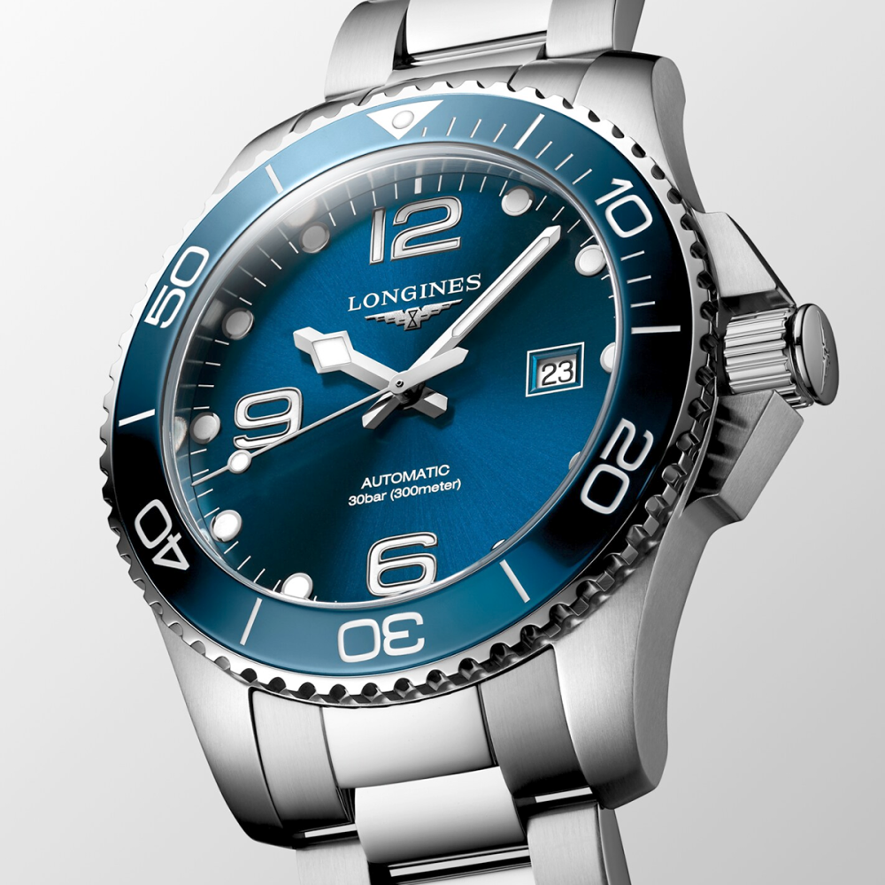 HydroConquest 43mm Blue Dial Men's Automatic Bracelet Watch