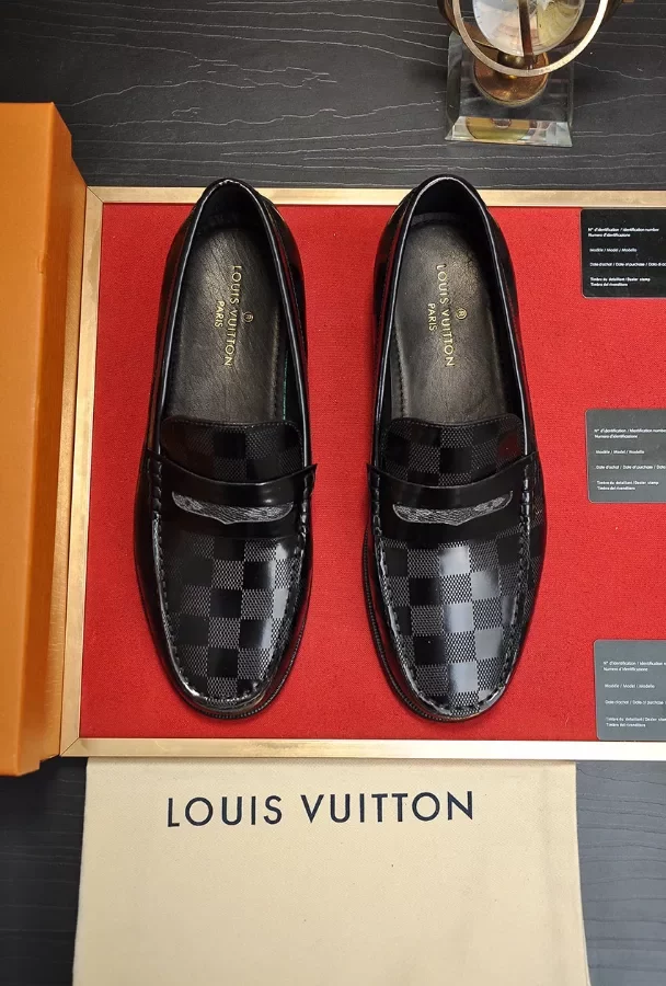 Louis Vuitton Loafer - LL23