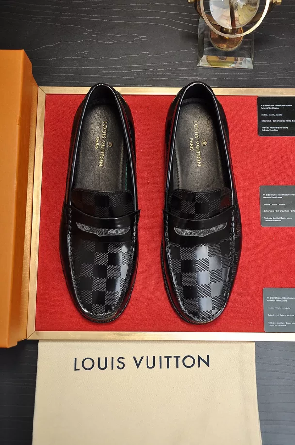 Louis Vuitton Loafer - LL23