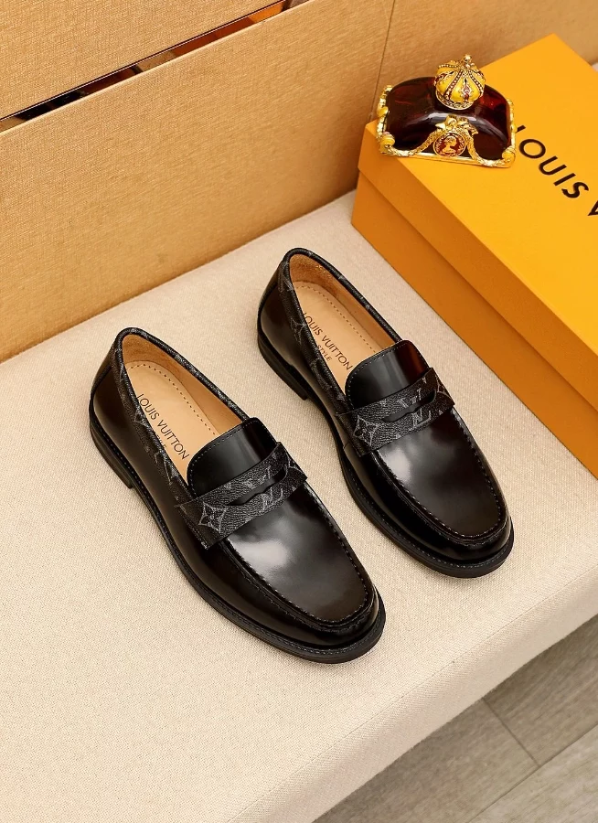 Louis Vuitton Loafer - LL30