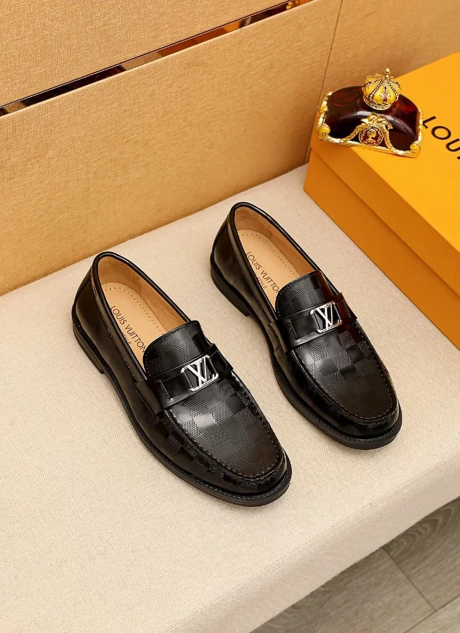 Louis Vuitton Loafer - LL25