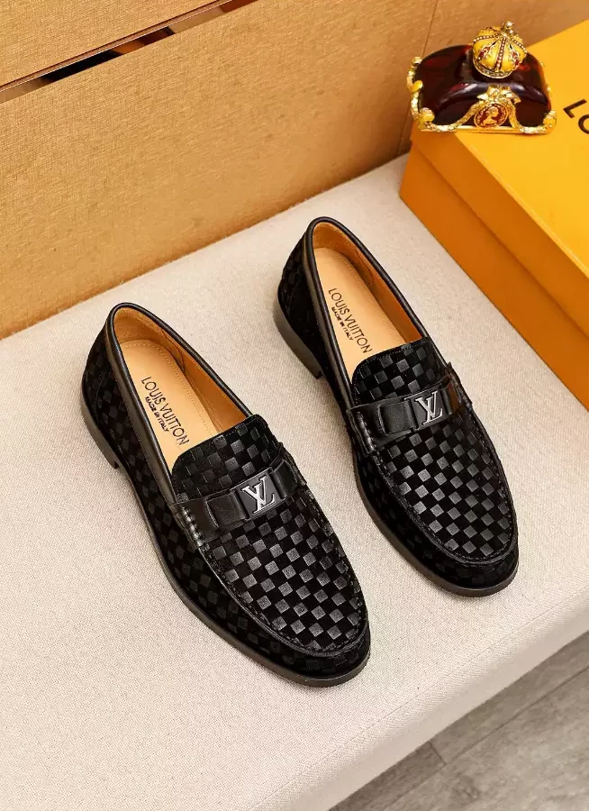 Louis Vuitton Loafer - LL36