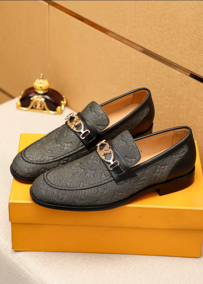 Louis Vuitton Major Loafer - LL07