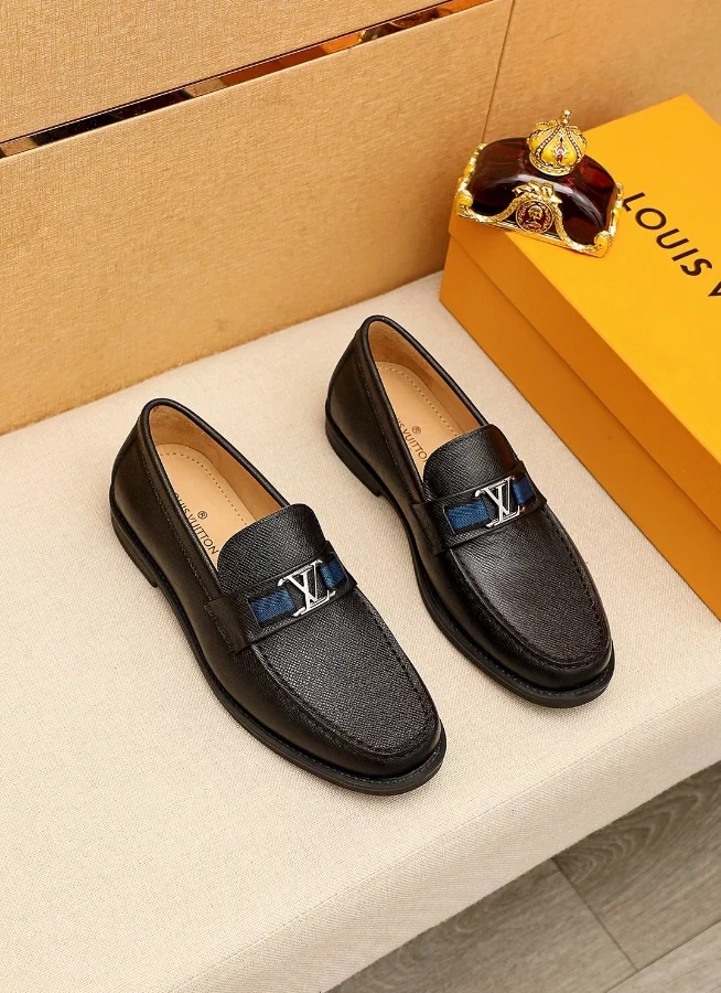 Louis Vuitton Major Loafer - LL28