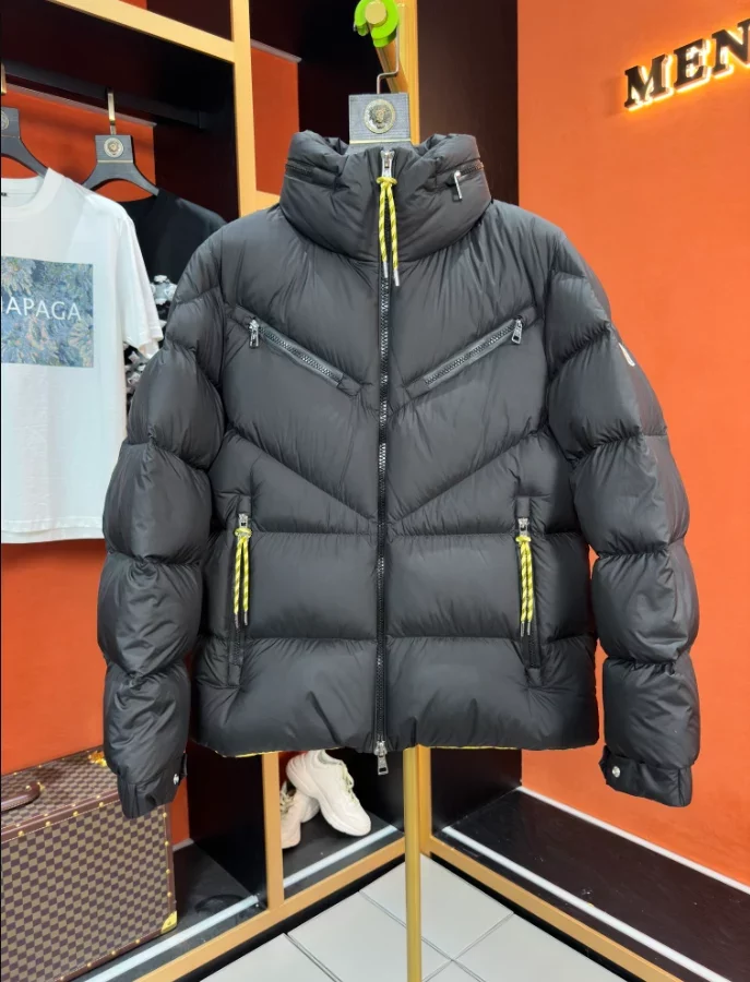 Moncler Short Down Jacket - MK29