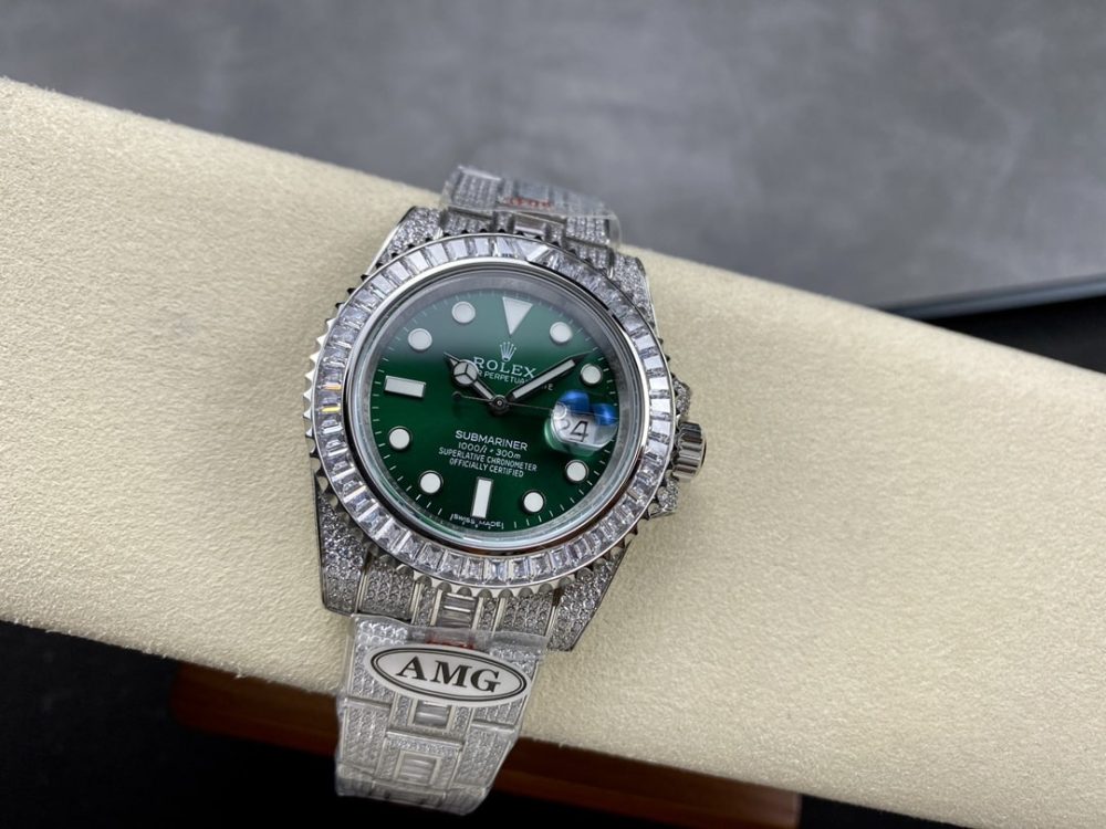 Rolex Submariner Iced Out Ref.116610LV 41mm Green Dial