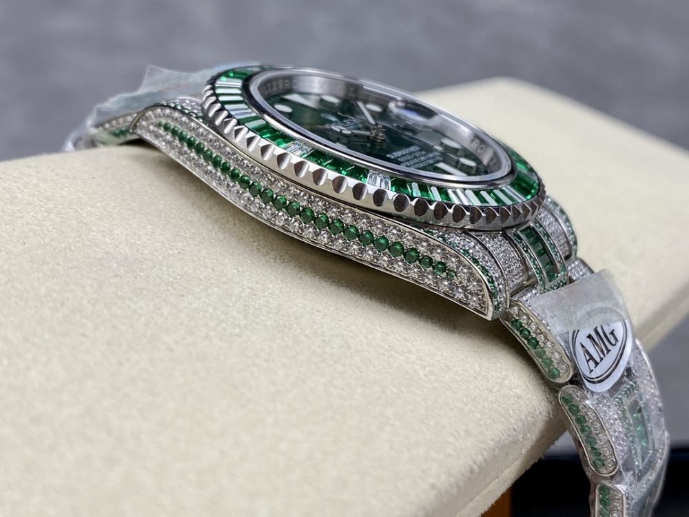 Rolex Submariner Iced Out Ref.116610LV-1 41mm Green Dial