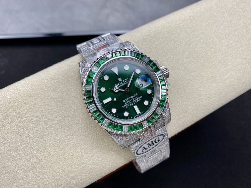 Rolex Submariner Iced Out Ref.116610LV-2 41mm Green Dial