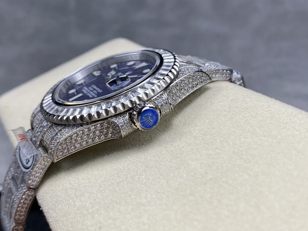 Rolex Submariner Iced Out Ref.116619LB 41mm Blue Dial