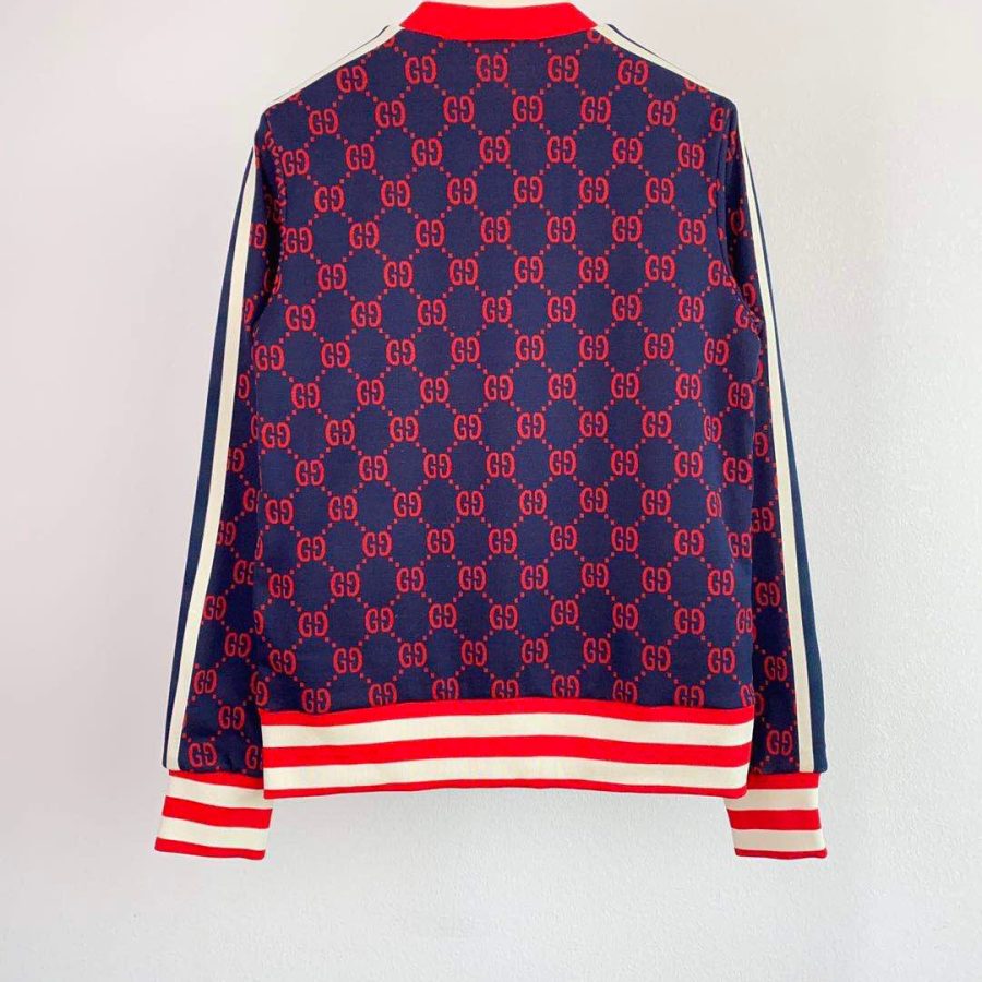 Blue-red Jackets