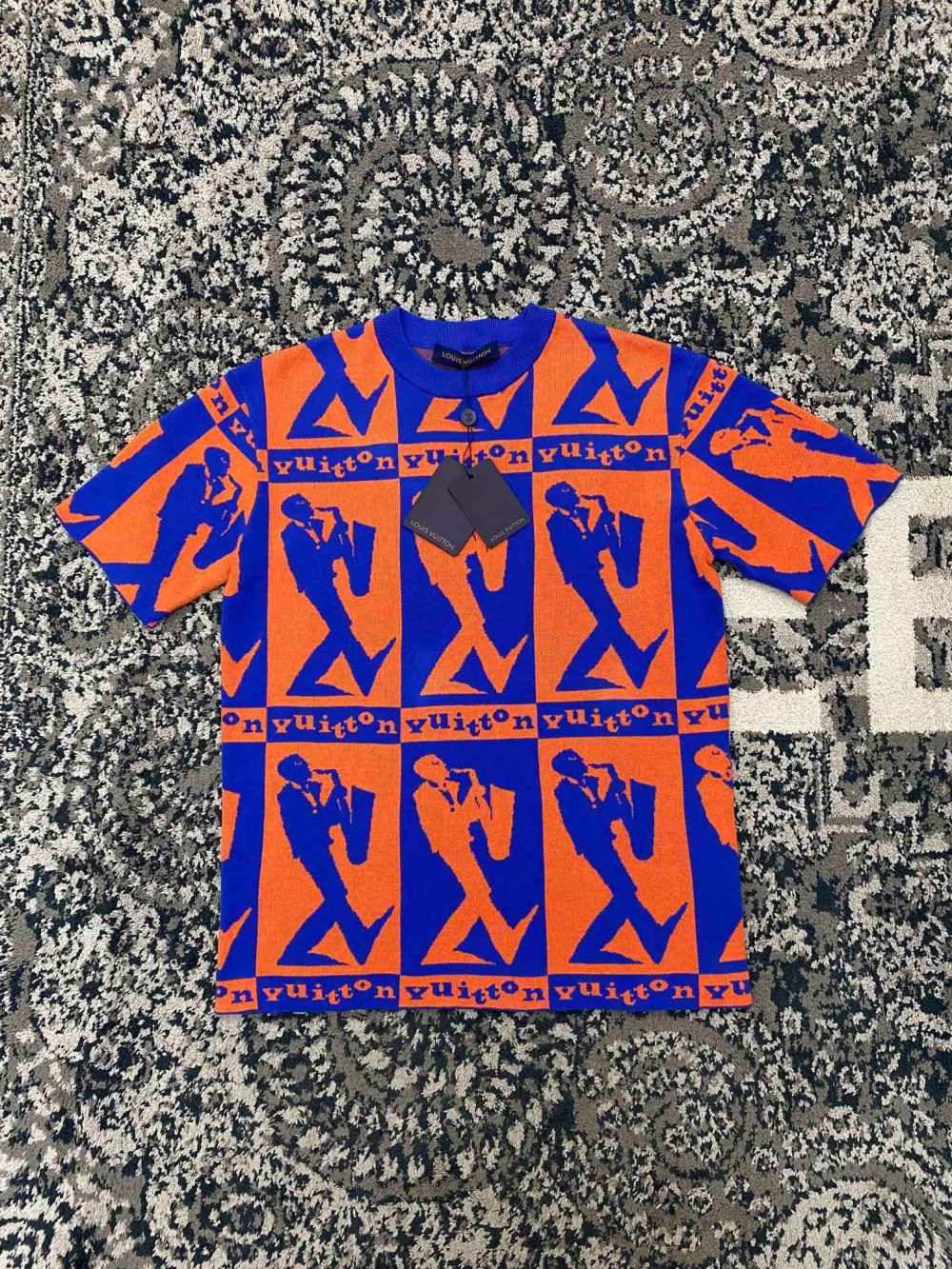 Blue orange T-shirts