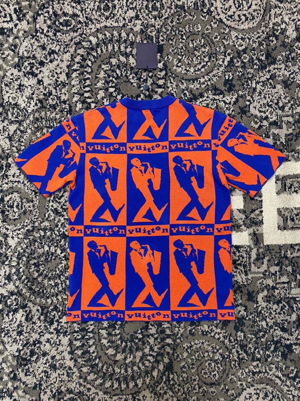 Blue orange T-shirts